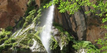 جاذبه های طبیعی اصفهان