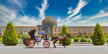 جاذبه های دیدنی اصفهان: مکان‌های تاریخی و تفریحی